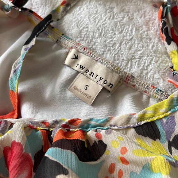 Spaghetti top - Picture 6 of 9